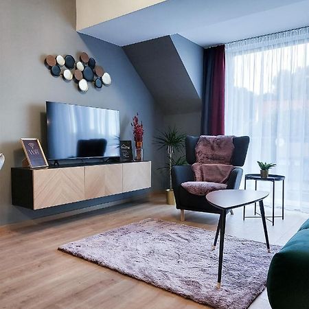 Linden Apartman 107 Glamour (Adults Only) Mosonmagyaróvár Zewnętrze zdjęcie