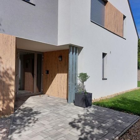 Linden Apartman 107 Glamour (Adults Only) Mosonmagyaróvár Zewnętrze zdjęcie