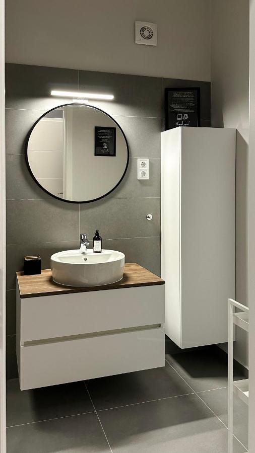 Linden Apartman 107 Glamour (Adults Only) Mosonmagyaróvár Zewnętrze zdjęcie