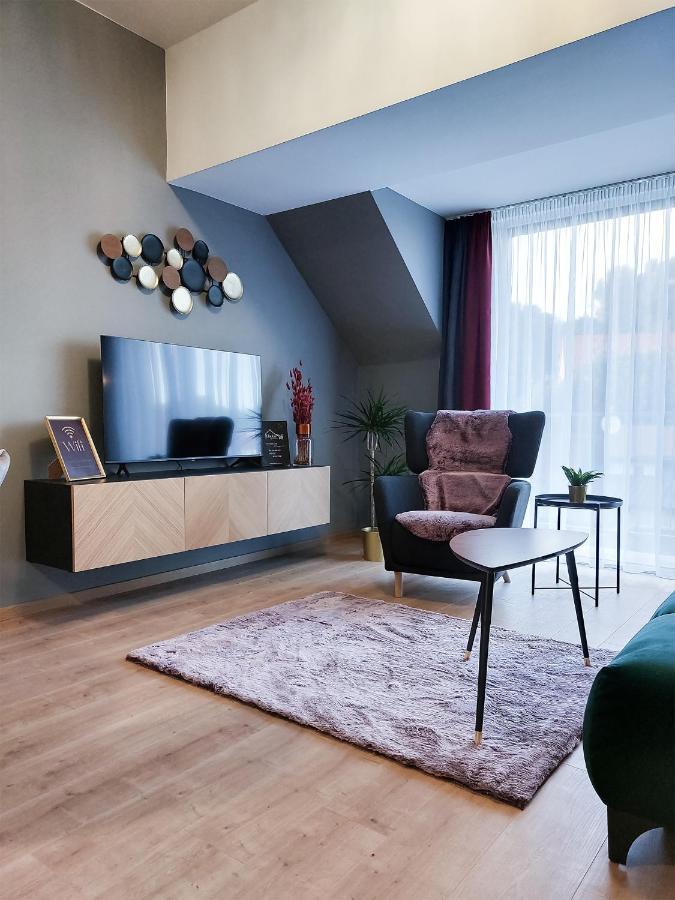 Linden Apartman 107 Glamour (Adults Only) Mosonmagyaróvár Zewnętrze zdjęcie