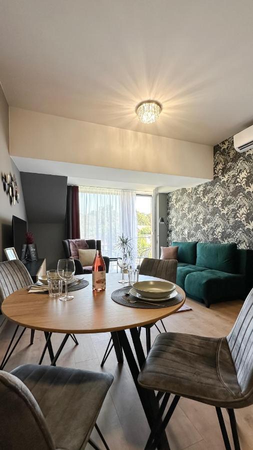 Linden Apartman 107 Glamour (Adults Only) Mosonmagyaróvár Zewnętrze zdjęcie