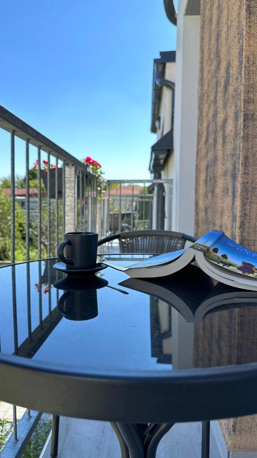 Linden Apartman 107 Glamour (Adults Only) Mosonmagyaróvár Zewnętrze zdjęcie