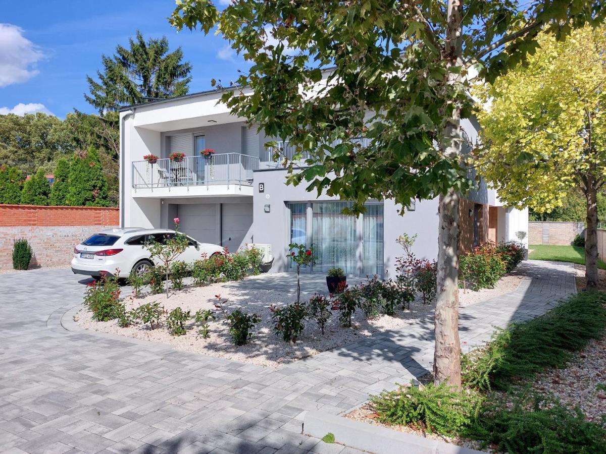 Linden Apartman 107 Glamour (Adults Only) Mosonmagyaróvár Zewnętrze zdjęcie